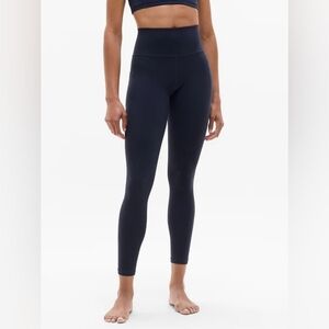 Athleta Salutation Stash 7/8 Tight